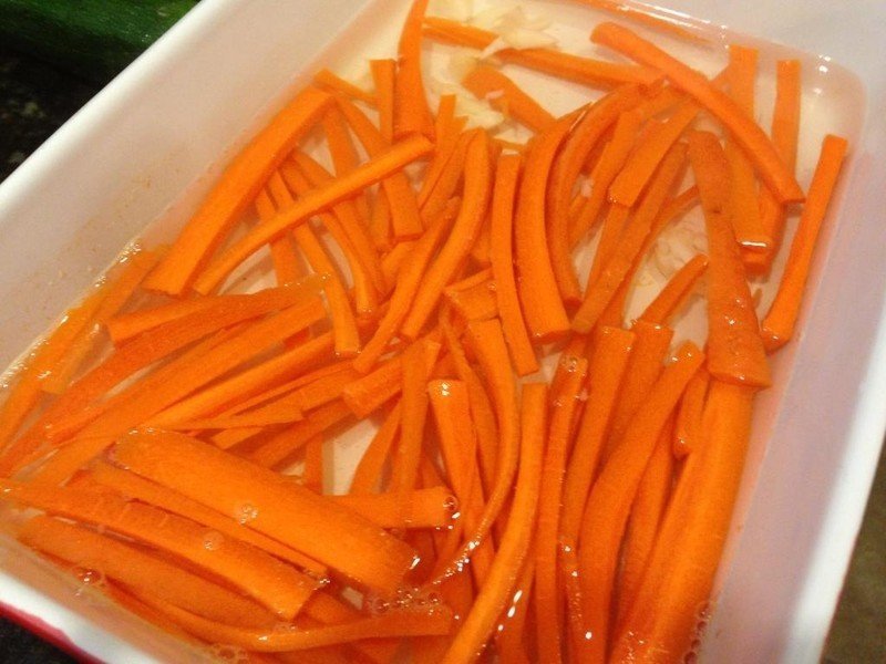 Морковь для плова нарезать
