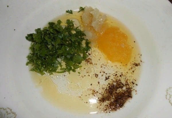 Яйца с зеленью в армении